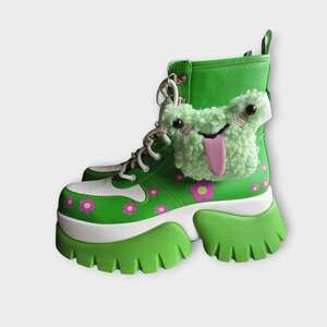 Koi Footwear My Tongue Is Sticky Green FrogChunky Platform Boots Women's 9
